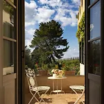 La Ghirlanda Wine Saragano