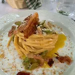 La Ghirlanda Wine Saragano