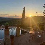 La Ghirlanda Wine Saragano