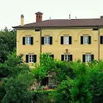 La Ghirlanda Wine