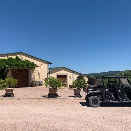 La Ghirlanda Wine Agroturismo